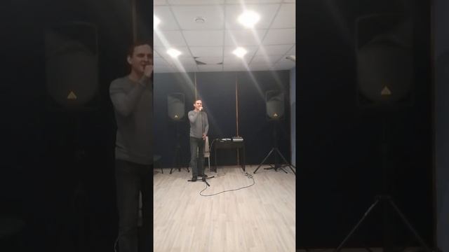 Фестиваль "Новые лица - прежние идеалы". "В землянке" Исполняет Илья Нестеров