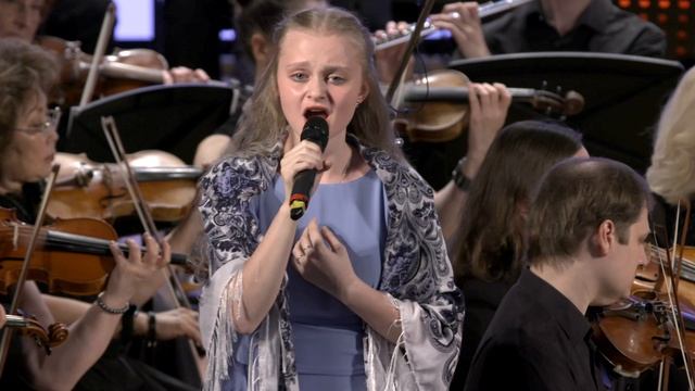 Казак уходил на войну из к/ф «В шесть часов вечера после войны» — София ШЕХОВЦОВА