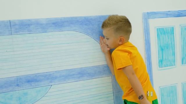 Влад и Никита - Крис и Детские истории с невидимыми костюмами и волшебными переодеваниями