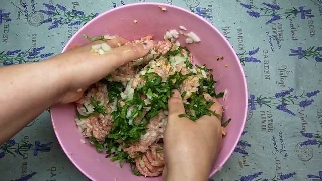 Свиные котлеты со шпинатом и горчицей\Pork cutlets with spinach and