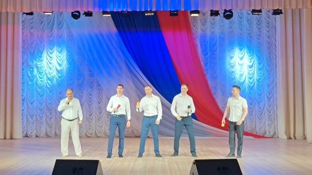 Выступление в День России!