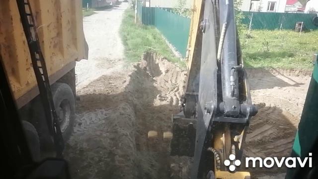 MovaviClips_Video_20250611-193526.mp4