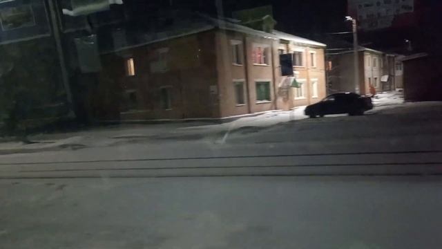3) "Пригород-24". Поездка на трамвае 71-608 ( КТМ 8) по городу в вечернее время. Показал город!