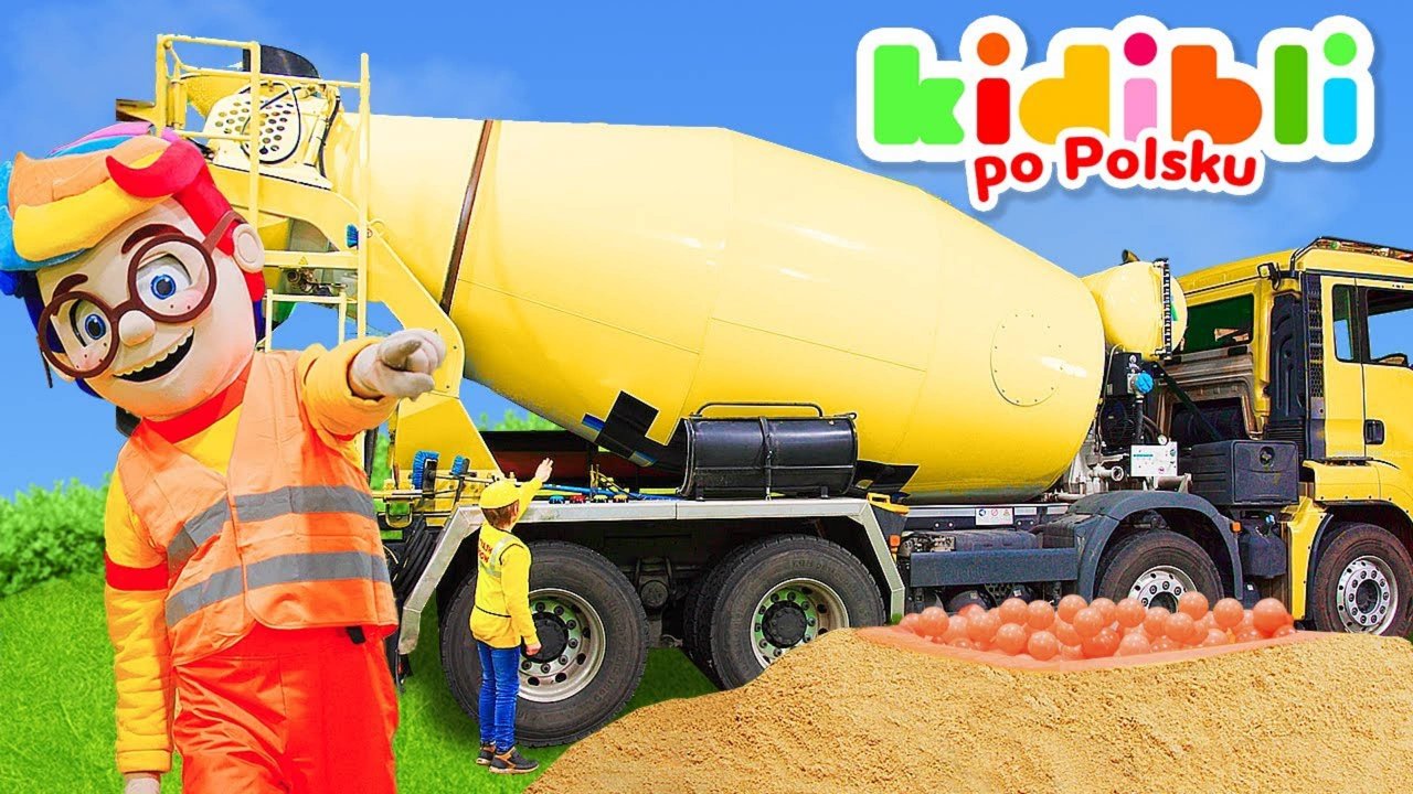 🚛Дети играют с настоящим бетоновозом 🦺