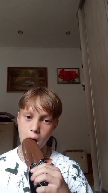обзор на мороженое с дубайским шоколадом!