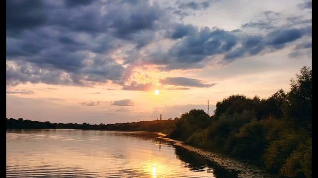 День России. Вечер. Закат