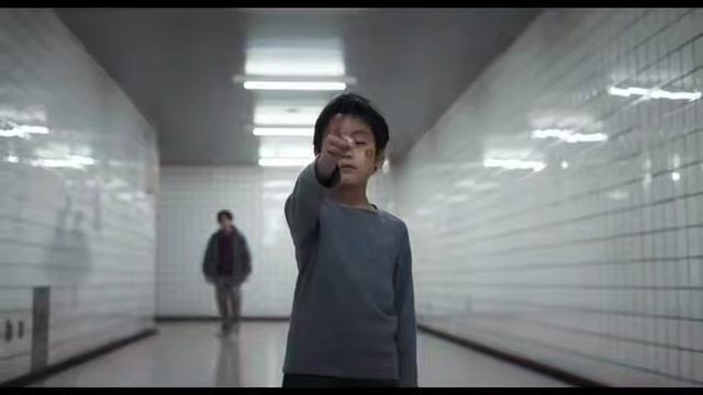 Фильм по КУЛЬТОВОМУ хоррору The Exit 8 повезут в РФ — экранизация официально выйдет в кинотеатрах.