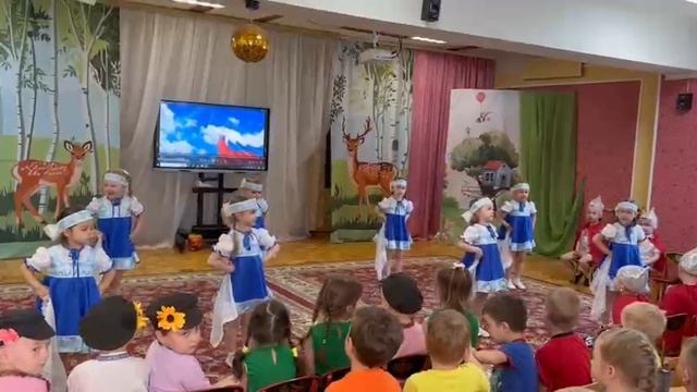 Это мы - матрёшки - видео О. А. Заводовой из Волгореченска. Автор А. Чугайкина