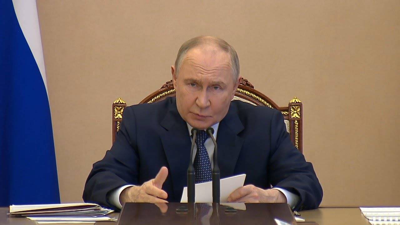 "Ядерный щит и гиперзвуковой меч": Путин запускает новую эру вооружений до 2036 года