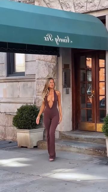 47OtissDLc4 - Stunning tight backless jumpsuit： Weekend street style outfit idea #fashion  #style #o
