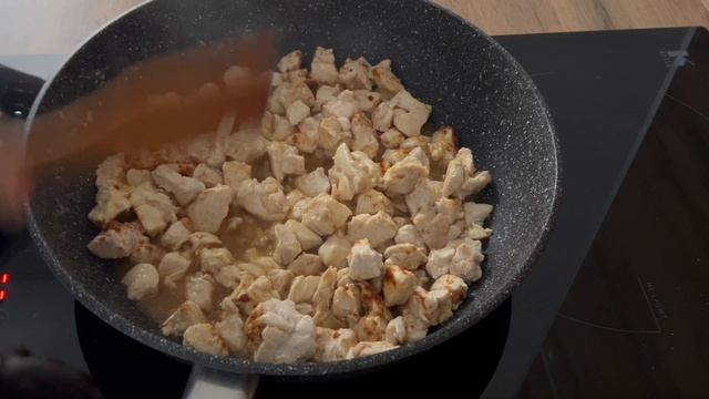 My hobbies. Готовим гуляш из курицы, часть 3.