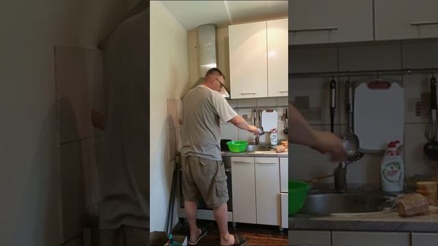 ГРЕНКИ С ПЛАВЛЕННЫМ СЫРОМ И ЯЙЦАМИ