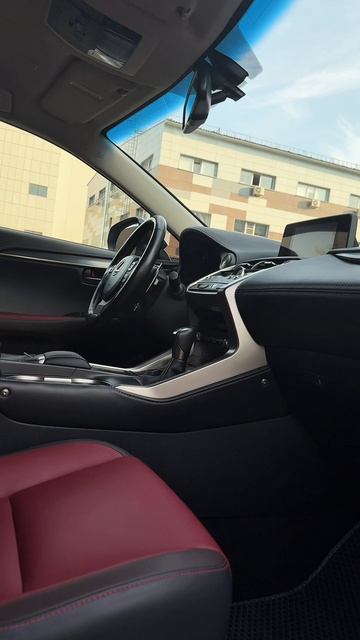2084 Lexus