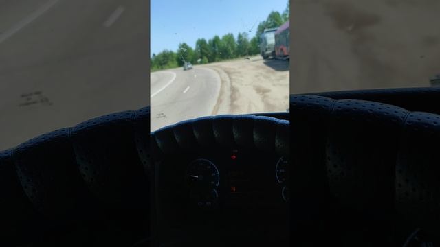 Фура с тяжёлым грузом