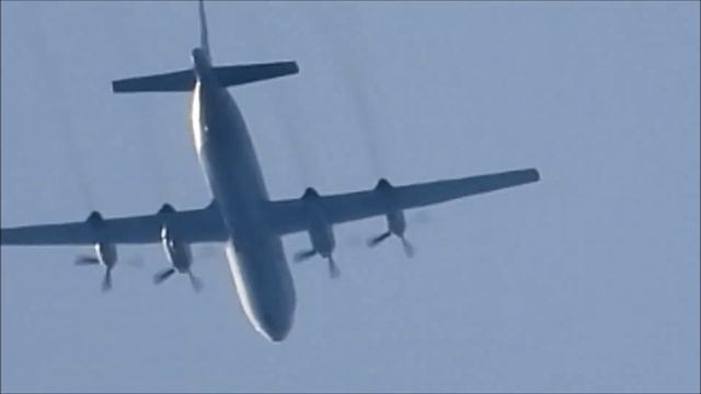 В небе легендарный Ил-18