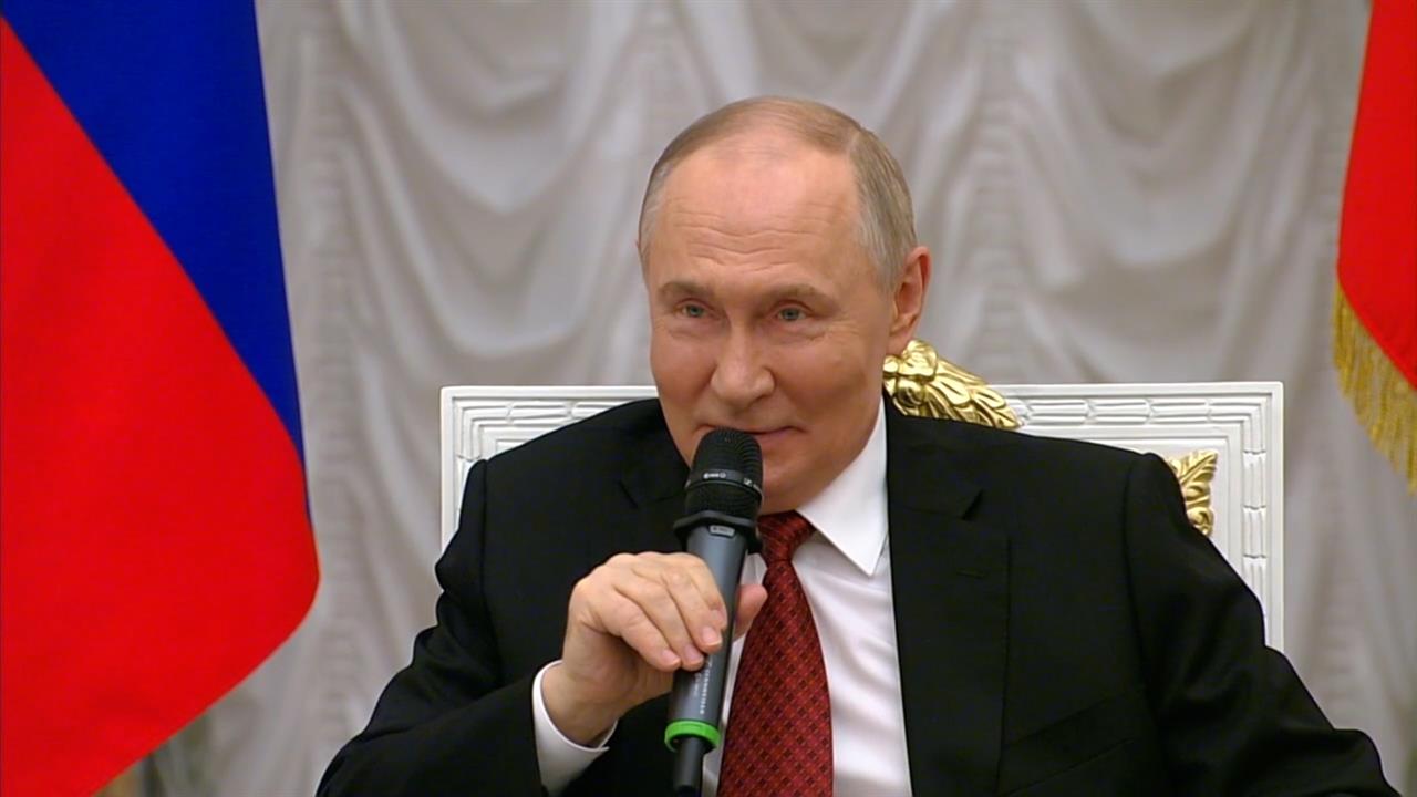 Путин рассказал, как боец СВО "исполнил его приказ" и женился