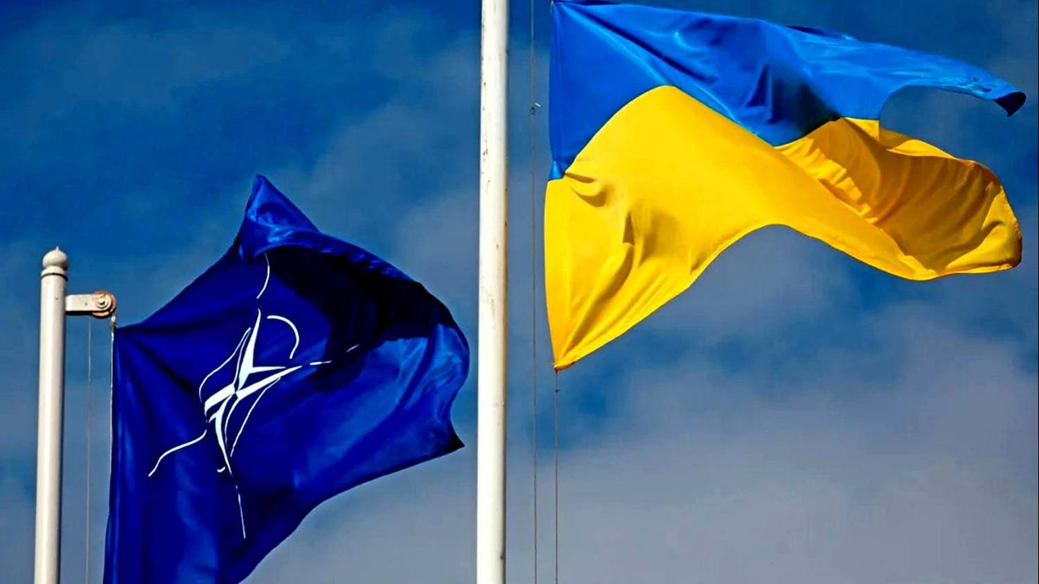 Экс-аналитик ЦРУ Джонсон Запад сделал из Украины заложницу НАТО