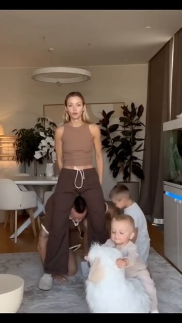 Тим, Тео, Аня, Дима