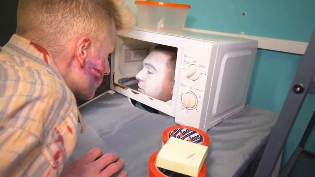 BRUNO (БРУНО) - КАМУФЛЯЖНЫЕ ПРЯТКИ от ЗОМБИ !