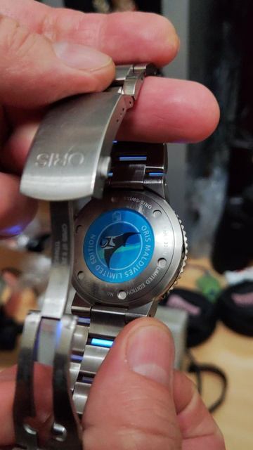 Oris Maldives Limited Edition 01 643 7654 7185 в продаже за 128800руб. Обмен. Телеграмм группа t.me/