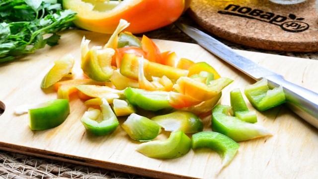Картофель, тушеный с грибами