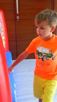 Влад Никита (Vlad Nikita) - Папа и Ники едят волшебное мороженое