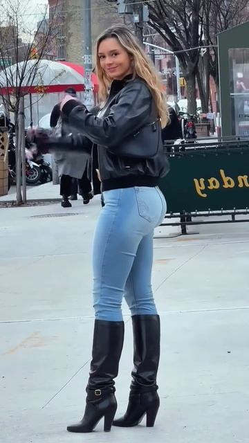 3xEUegFsd1o - Beautiful Street Fashion Outfits Style #shorts