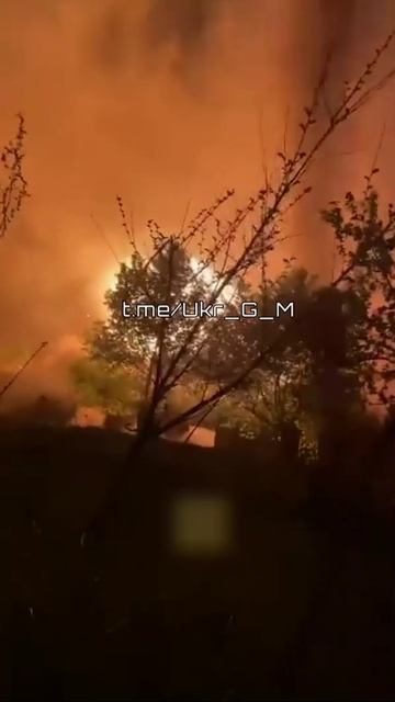 ‼️🛩Кадры ночного поражения "Геранью" цели врага, где-то на территории т.н. Украины💥