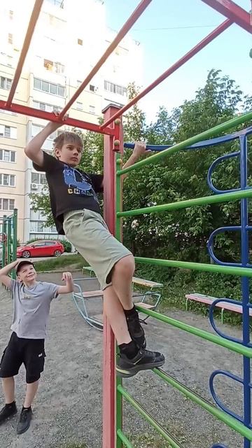 Дворовые суперниндзя. Часть 2.mp4