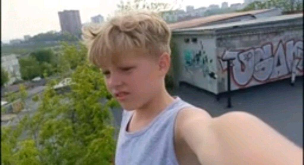 ЗАХОДИ КО МНЕ НА СТРИМ 👍!