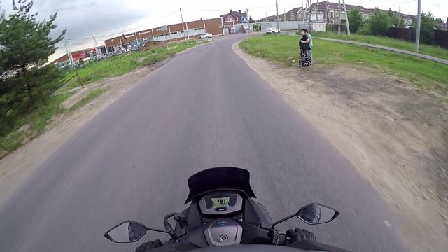 Покатушки на Yamaha NMAX по Сабурово и лесному массиву