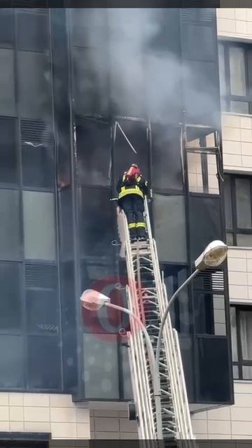ПОЖАР В ЖК: пожар произошёл в одной из квартир в ЖК "Современник".