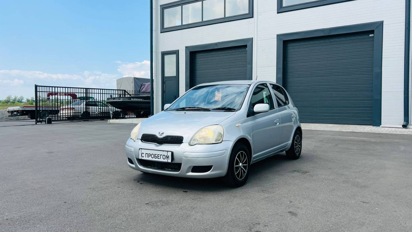 Toyota Vitz, 2004 год