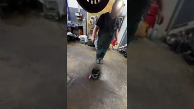 ☝️Тройной слой антикора дай бог спасет эти автомобили. 
EXEED.