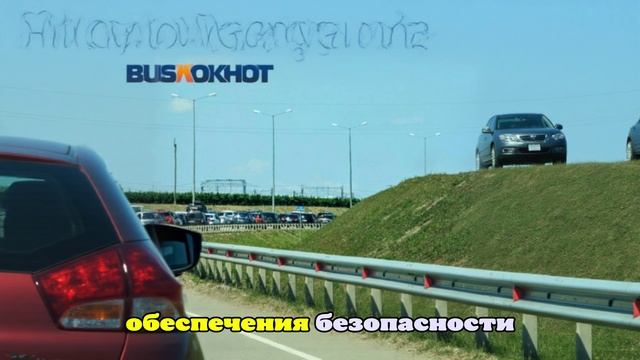 Более 500 машин скопились у Крымского моста