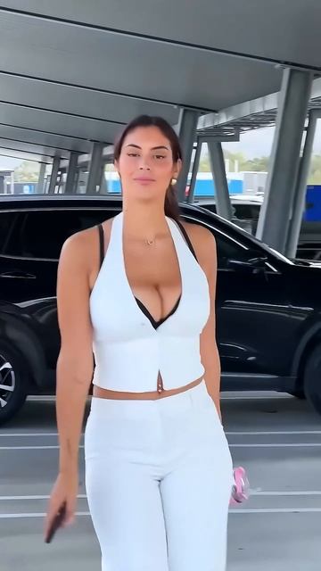 -sFuxl50dXc - Trendy tight white suit summer outfit： Corporate fashion style #fashion #style #outfit