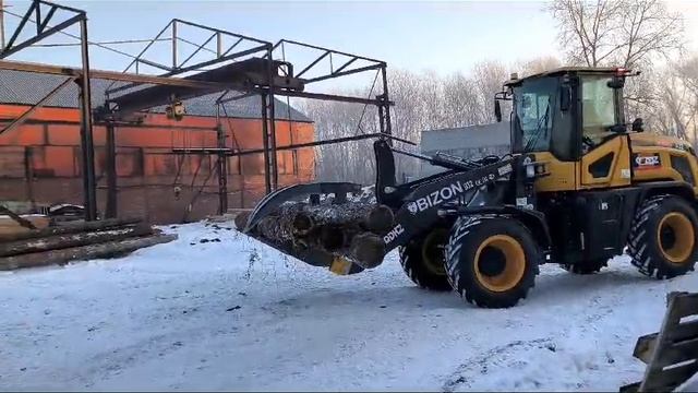 Погрузка/разгрузка древесины лиственницы