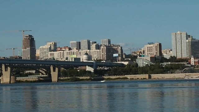 Набережная возле стадиона "Сибирь-Арена" (Новосибирск).
