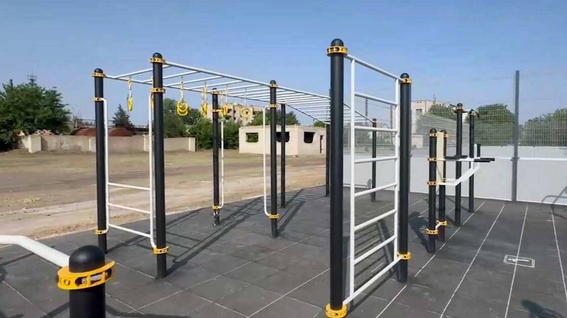 Пять новых спортивных комплексов открылись в Донбассе и Новороссии
