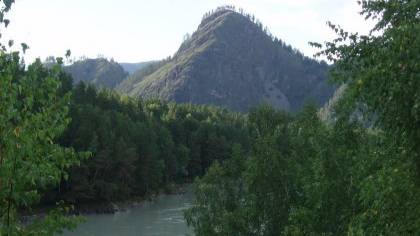 Глядя на горы Горного Алтая Mountains Altai
