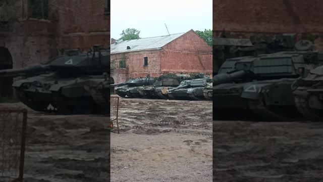 Кроншта́дт🇷🇺