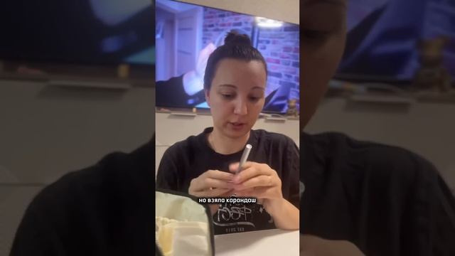 Смеха ради посмотрим косметичку  #blog #блог #юмор #смешноевидео #funny