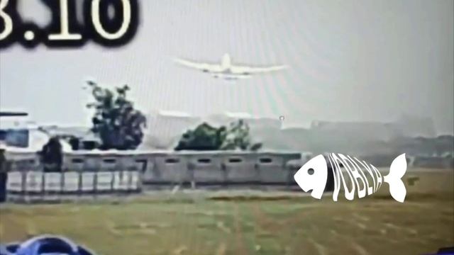 Кадры взлёта и последующего крушения Boeing 787 Dreamliner в Индии публикуют СМИ