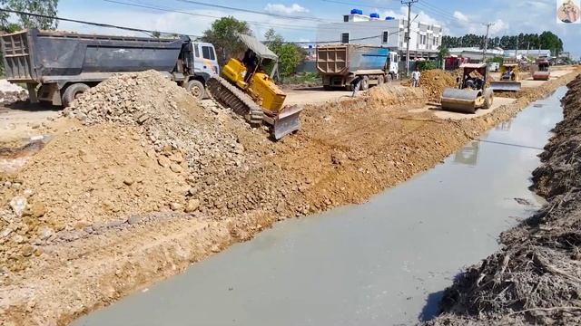 Строительство, расширение дороги, засыпка
