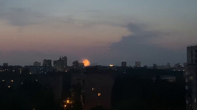 Рочму да Пермь лунӧ салют/ Салют в день России и Перми