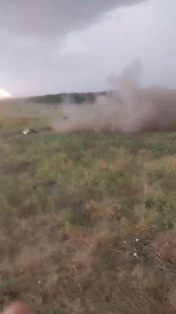 Первые кадры использования Российскими военнослужащими Северокорейской 107-мм РСЗО «Type 75» на ...