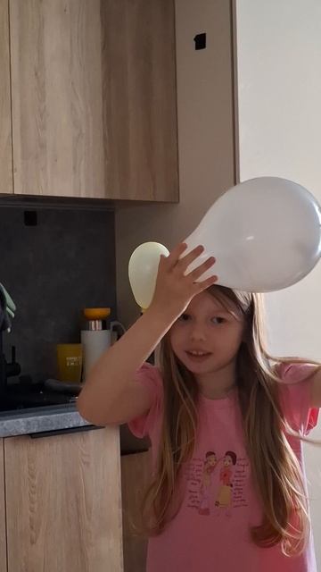 У девочек шарики на голове😂Таисия и Маргарита в эфире ❤️ ИЮНЬ25