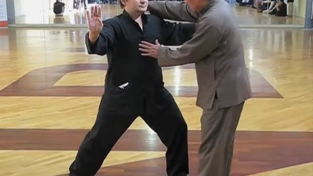 Chen Xiaowang teaching in Moscow/Чэнь Сяован в Москве