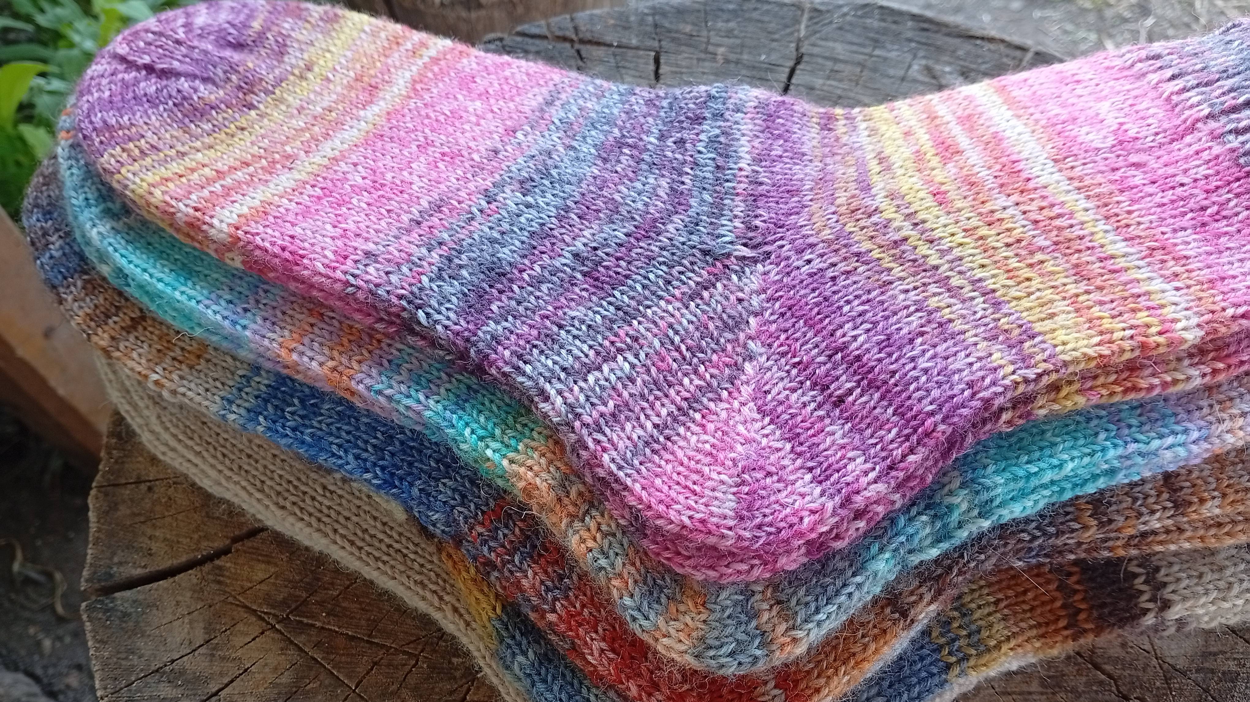 Носочное видео -носки из Форзы за месяц #вязовлог #knitting #handmade #вязаниеспицами #носкиспицами