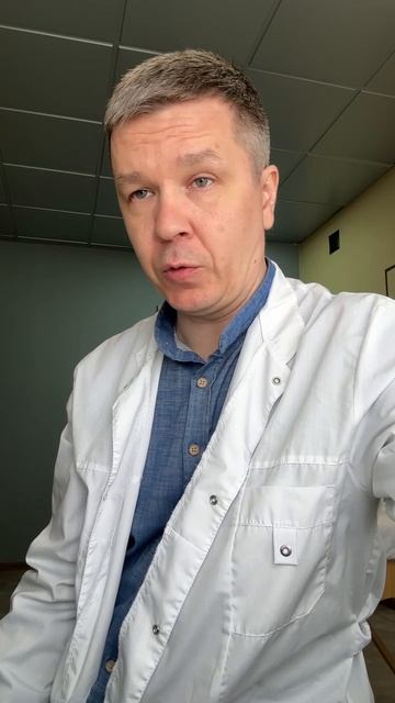 Почему болят колени?